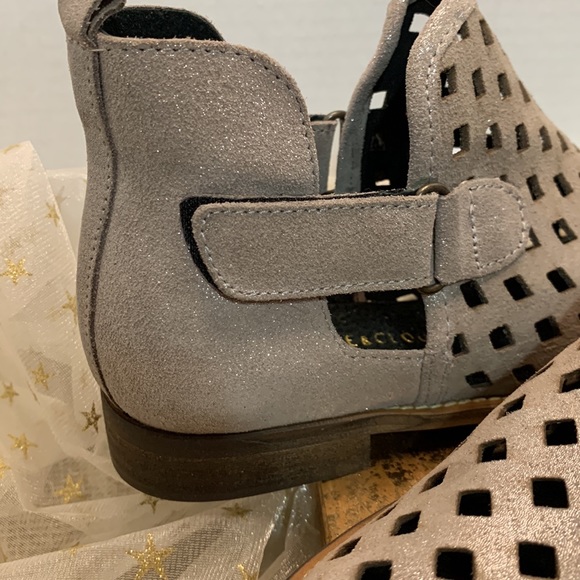 Musse & Cloud Booties - Picture 6 of 10